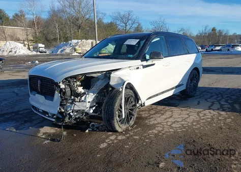 2024 Lincoln Aviator Reserve z USA, uszkodzony, nr VIN 5LM5J7XCXRGL05952